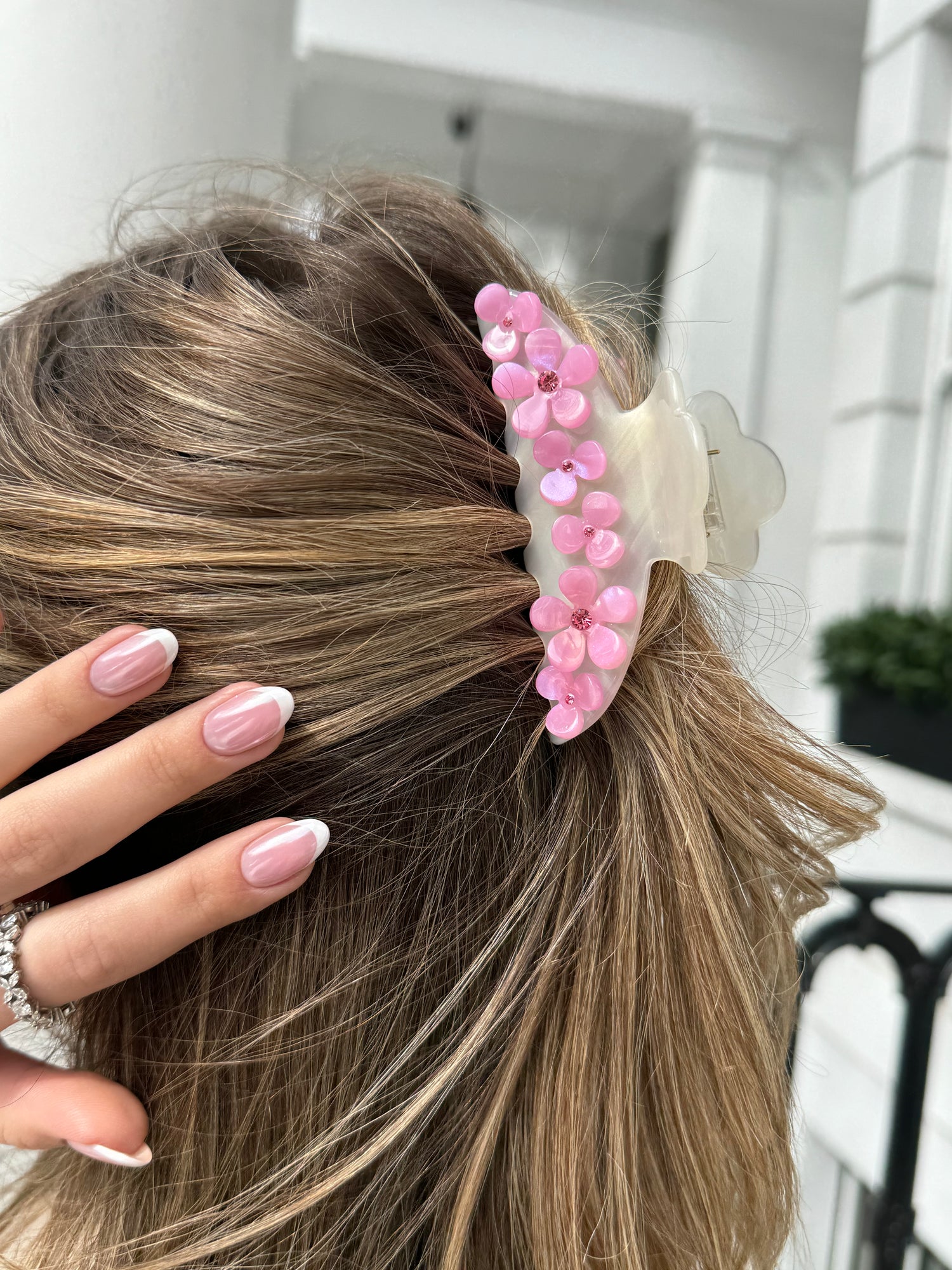 Carina Barbie Flower Hair Claw