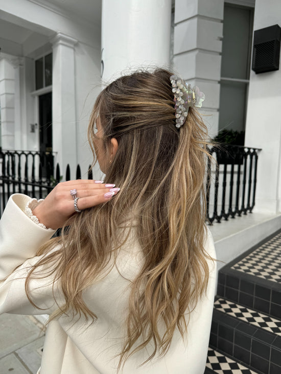 Carina Grey Flower Hair Claw