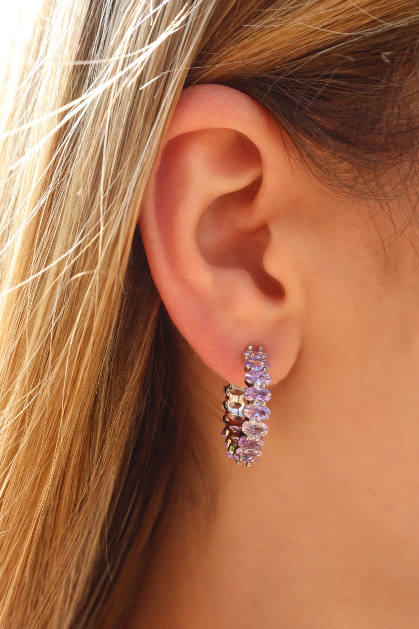 Load image into Gallery viewer, Vein of Love Light Lavender Earrings
